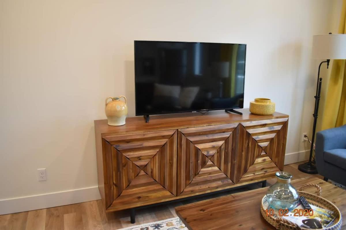 Downtown Traverse City Capri Condo 316 Екстериор снимка