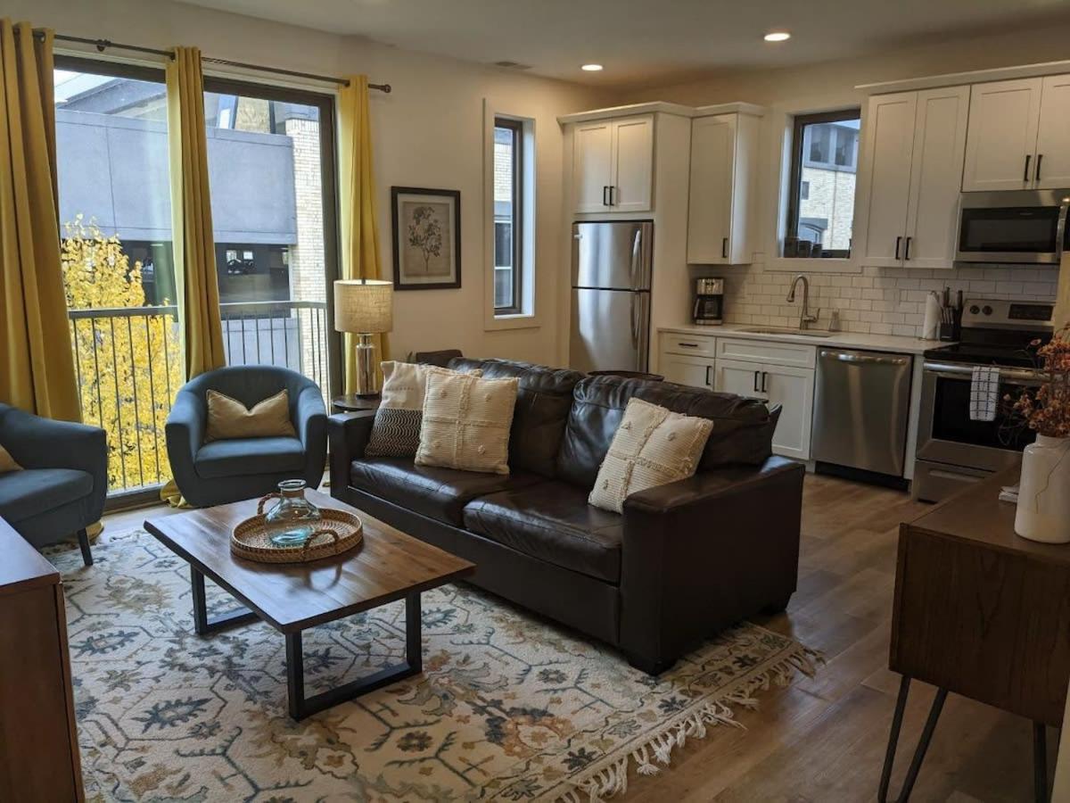 Downtown Traverse City Capri Condo 316 Екстериор снимка